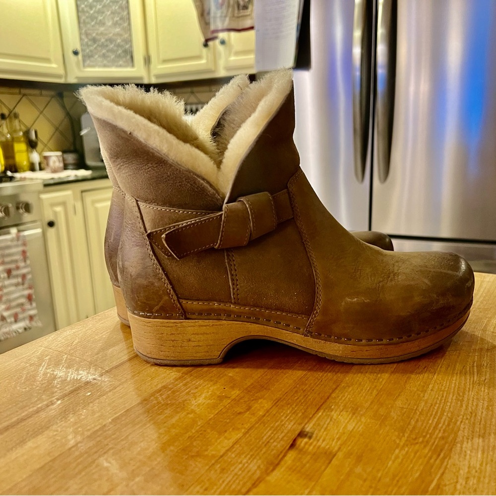 Dansko boots. Like new. Sz 10